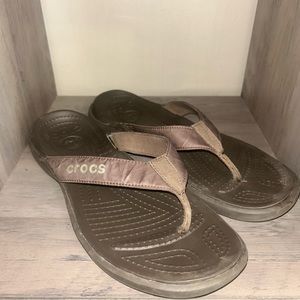 Crocs Men’s Thong Flip Flop Sandals Chocolate Brown/ Tan Water Beach Sz 12